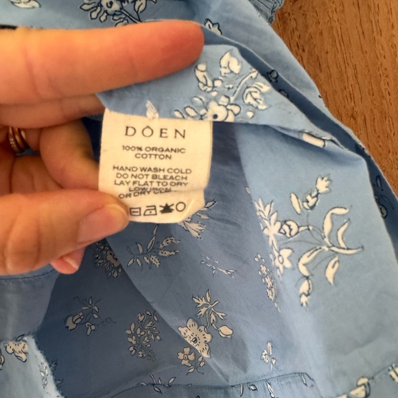 Doen Blue Floral Puff Sleeve Blouse - Picture 4 of 4